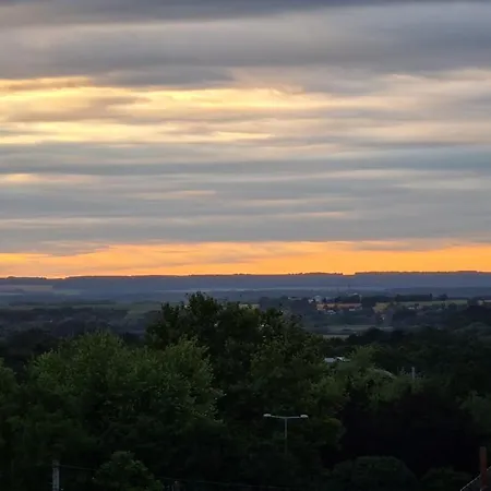 An With A Stunning View & Close To The Spa Apartment *